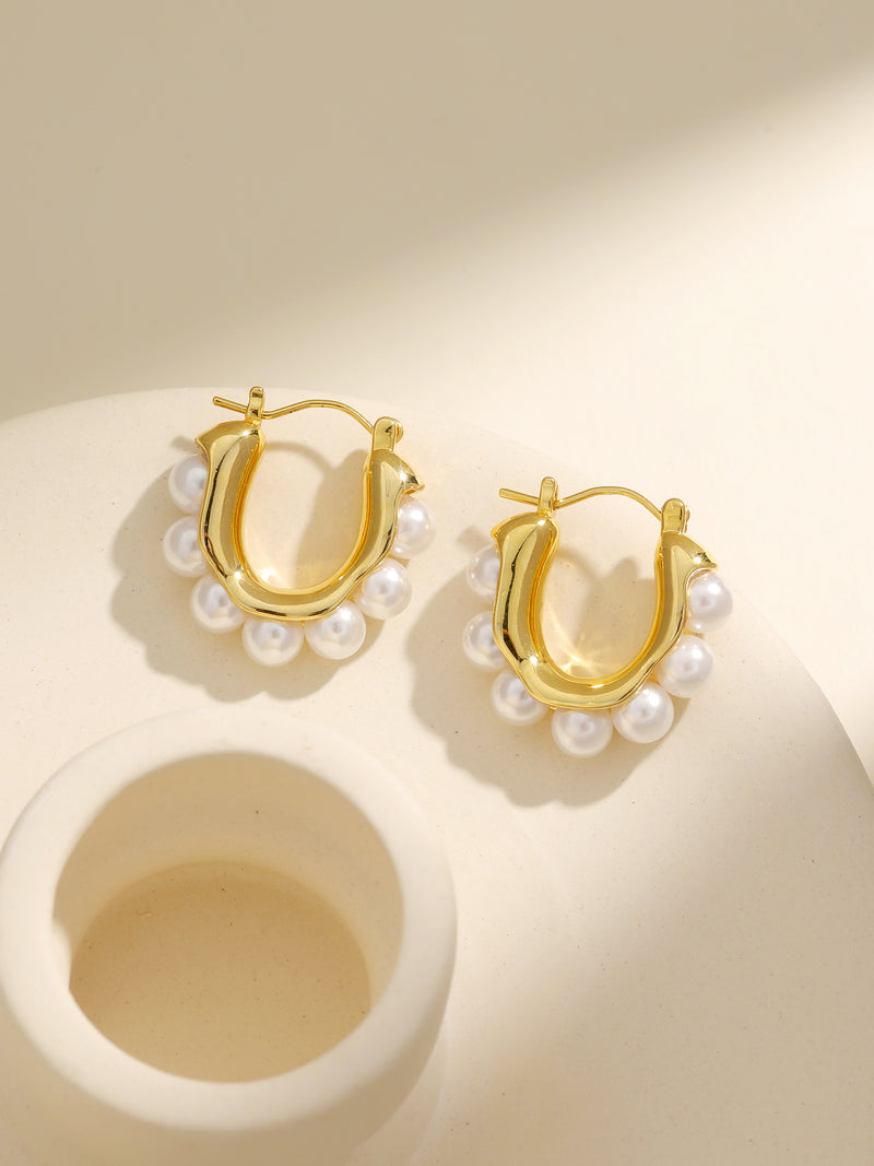 Elegant Titanium Pearl U Shape Decor Hoop Earrings