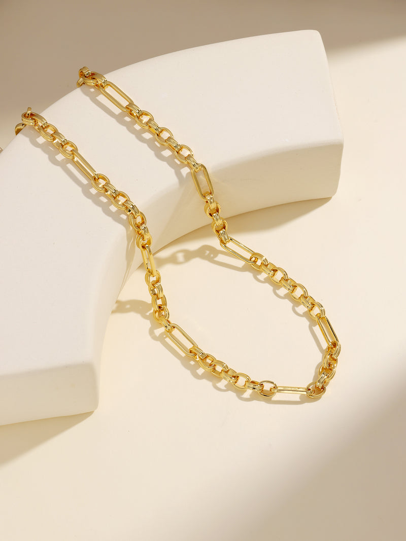 Minimalist Fashion Gold Necklace