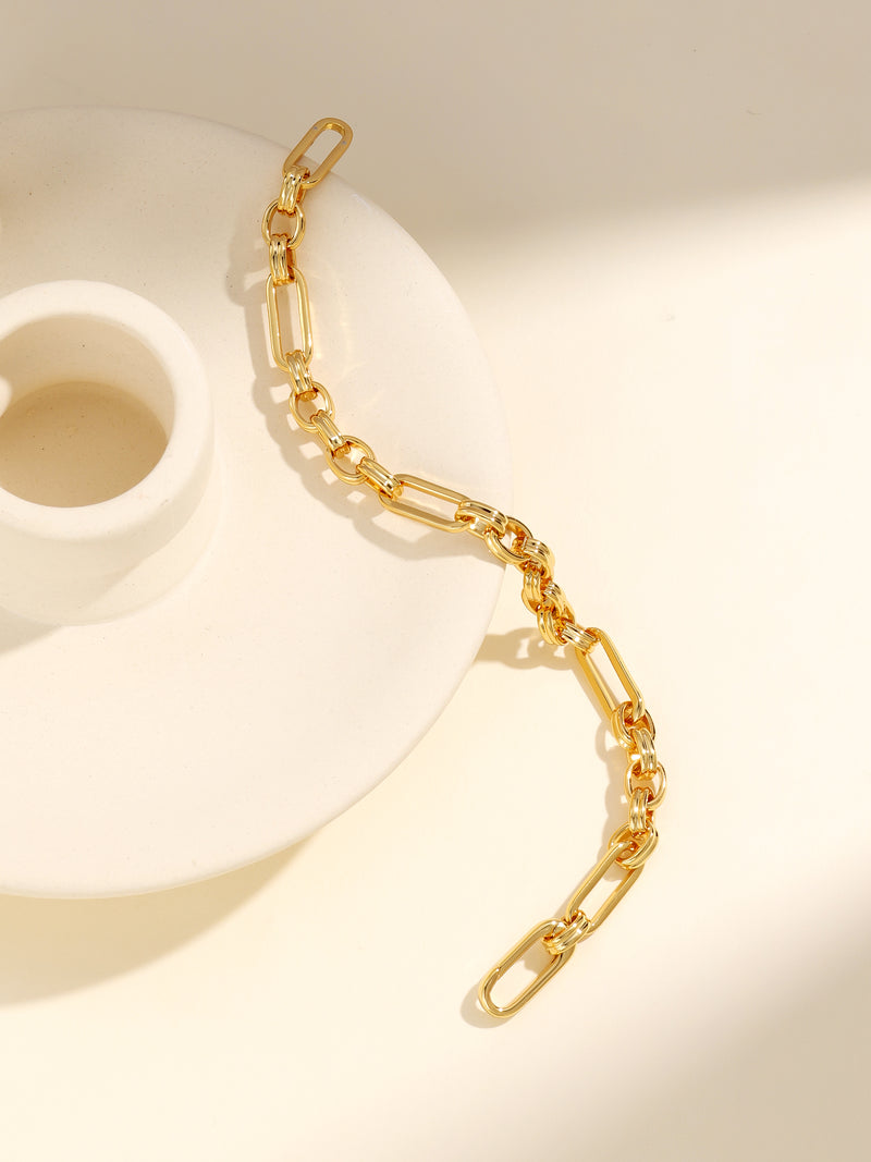 Minimalist Fashion Gold Bracelet